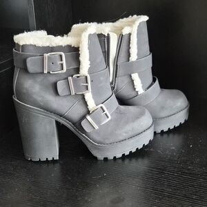 H&M Black Heeled Boots with Faux Fur